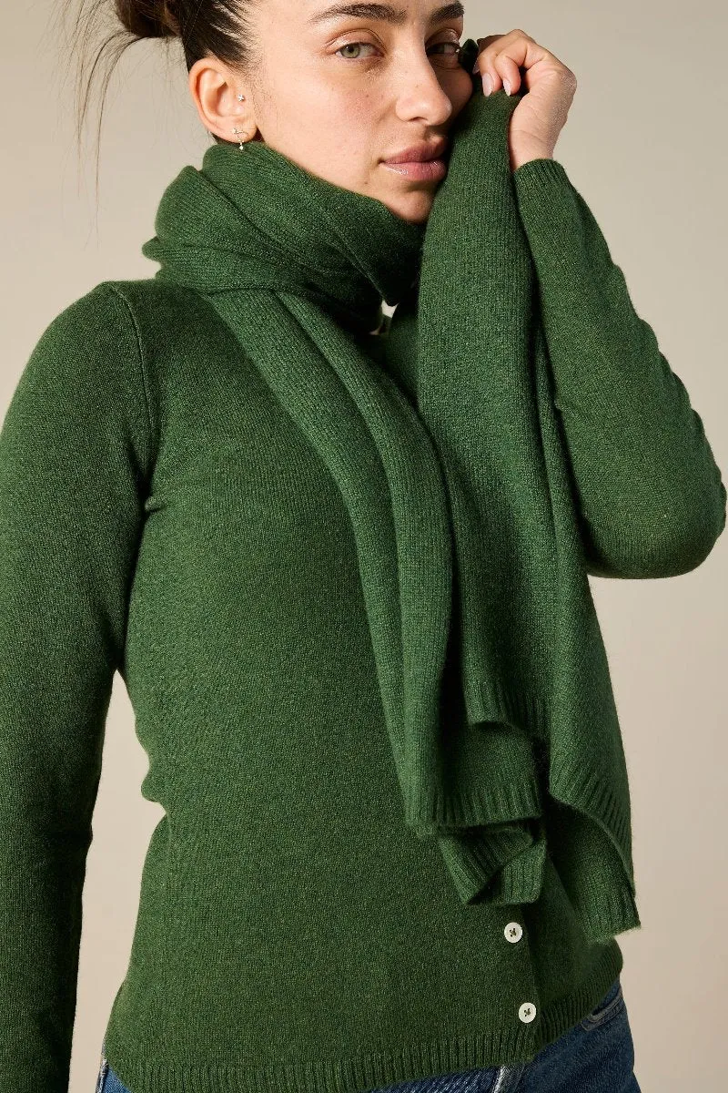 100% Cashmere Scarf in Cedar Green