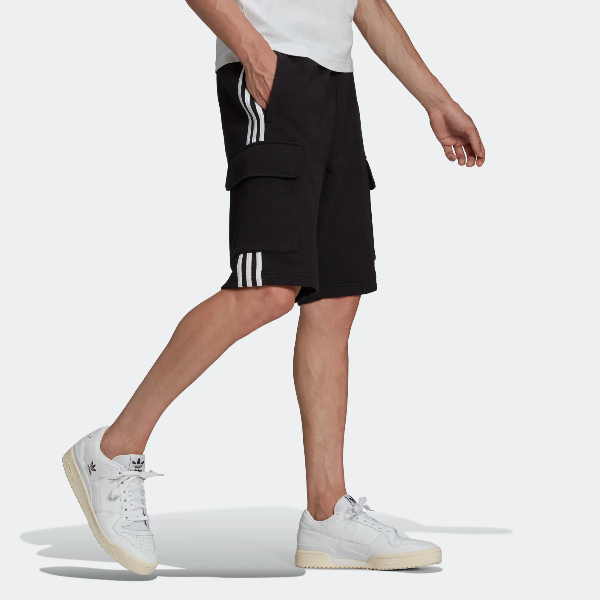 Adidas Men's Adicolor Classics 3 Striples Cargo Shorts - Black