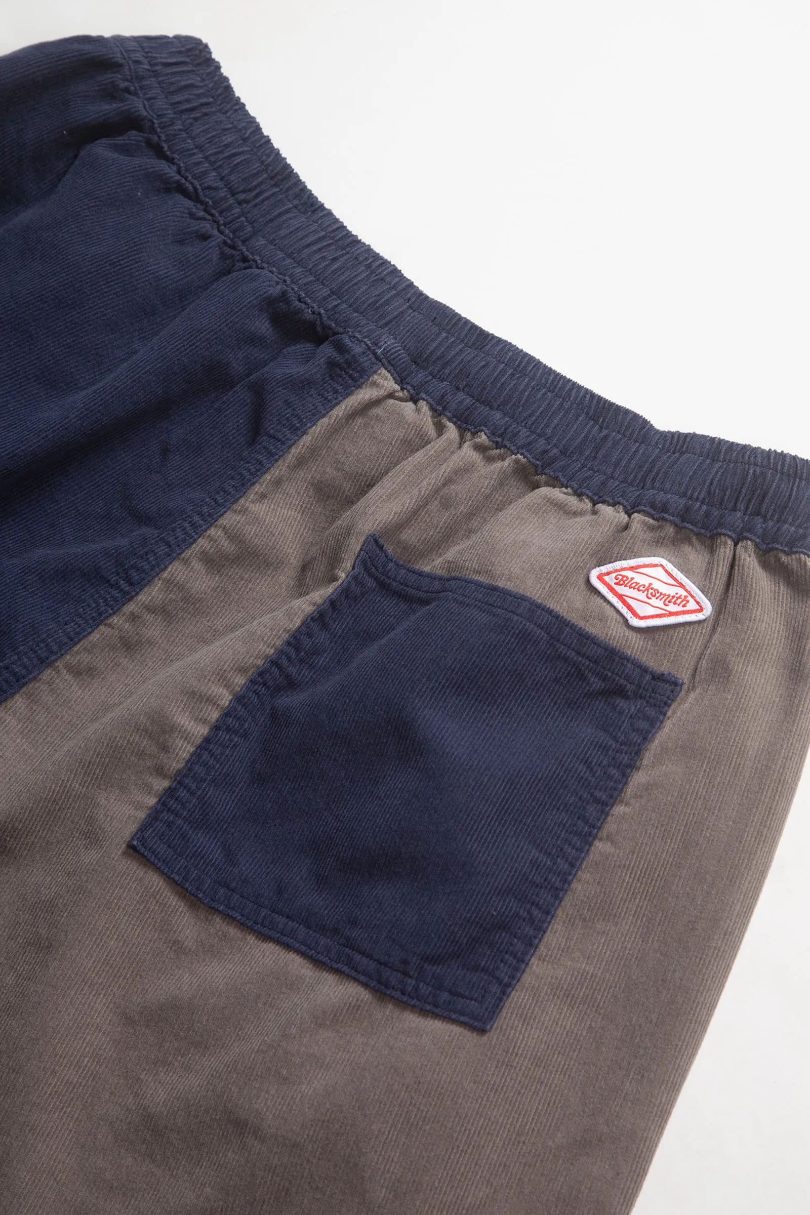 Blacksmith - Corduroy Easy Shorts - Navy/Grey