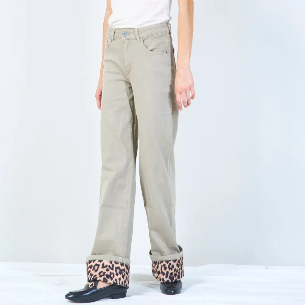 Corduroy pants with leopard print cuff