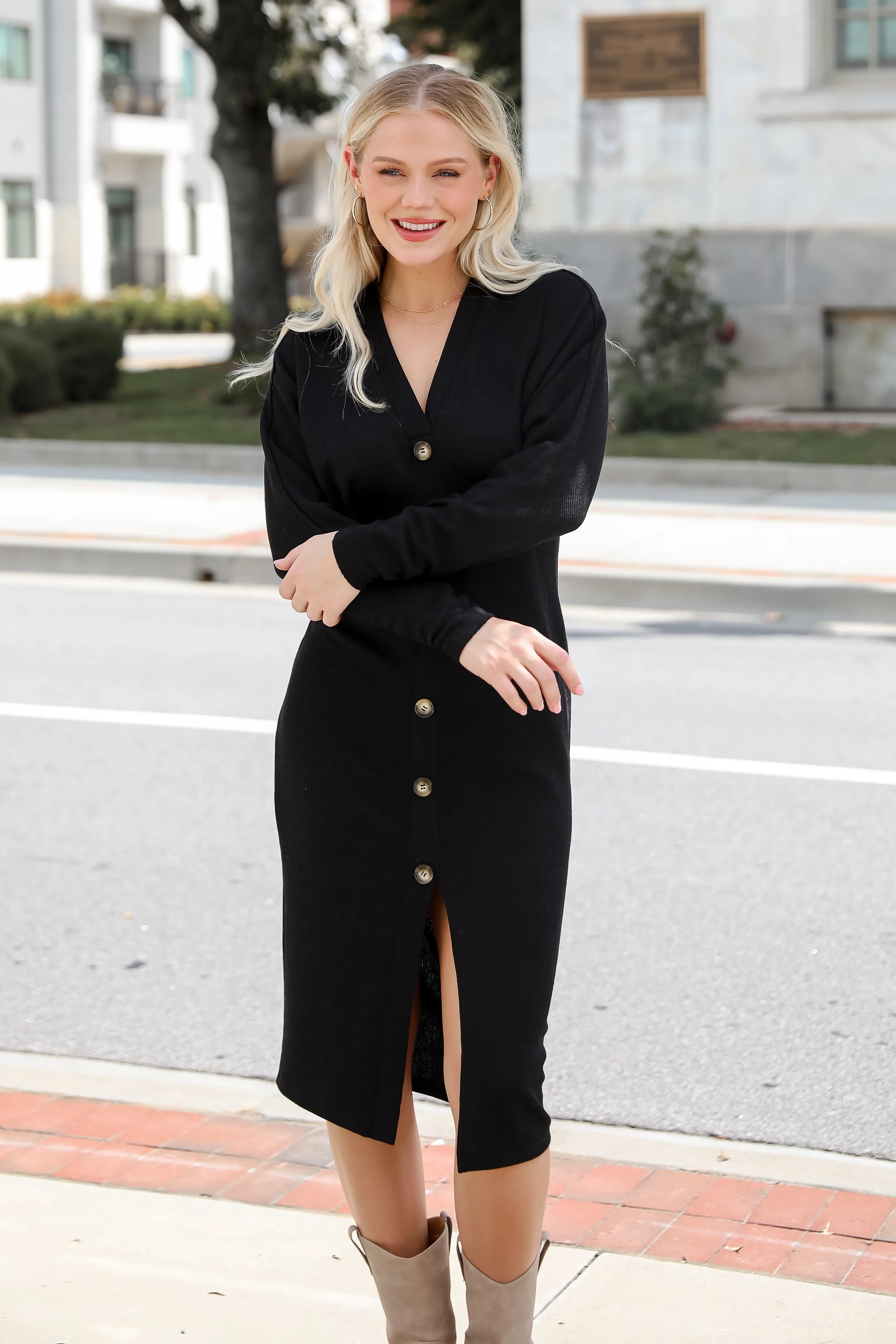 Exemplary Allure Black Ribbed Knit Midi Dress