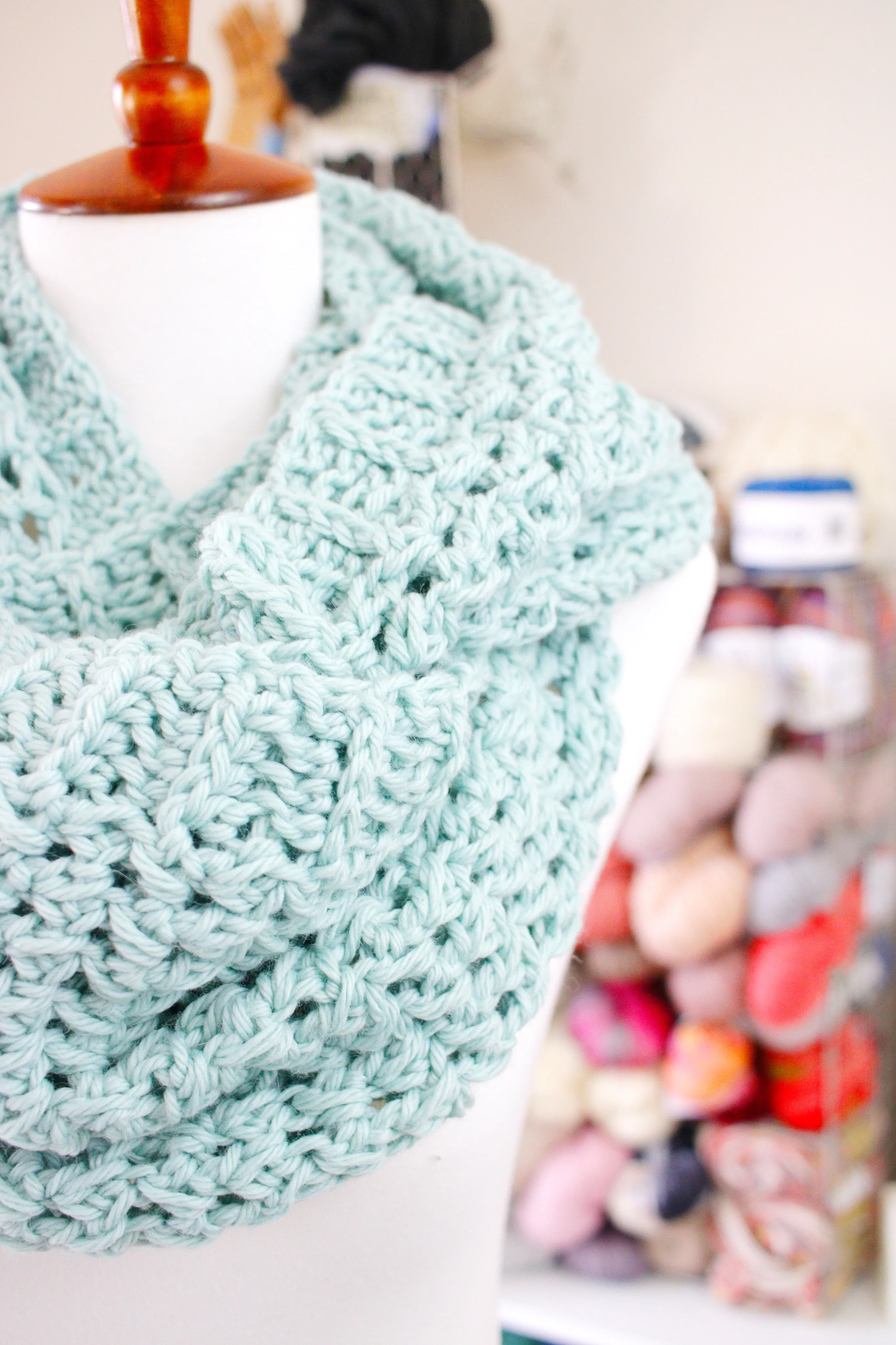 Final Flurries Scarf & Beanie // Crochet PDF Pattern