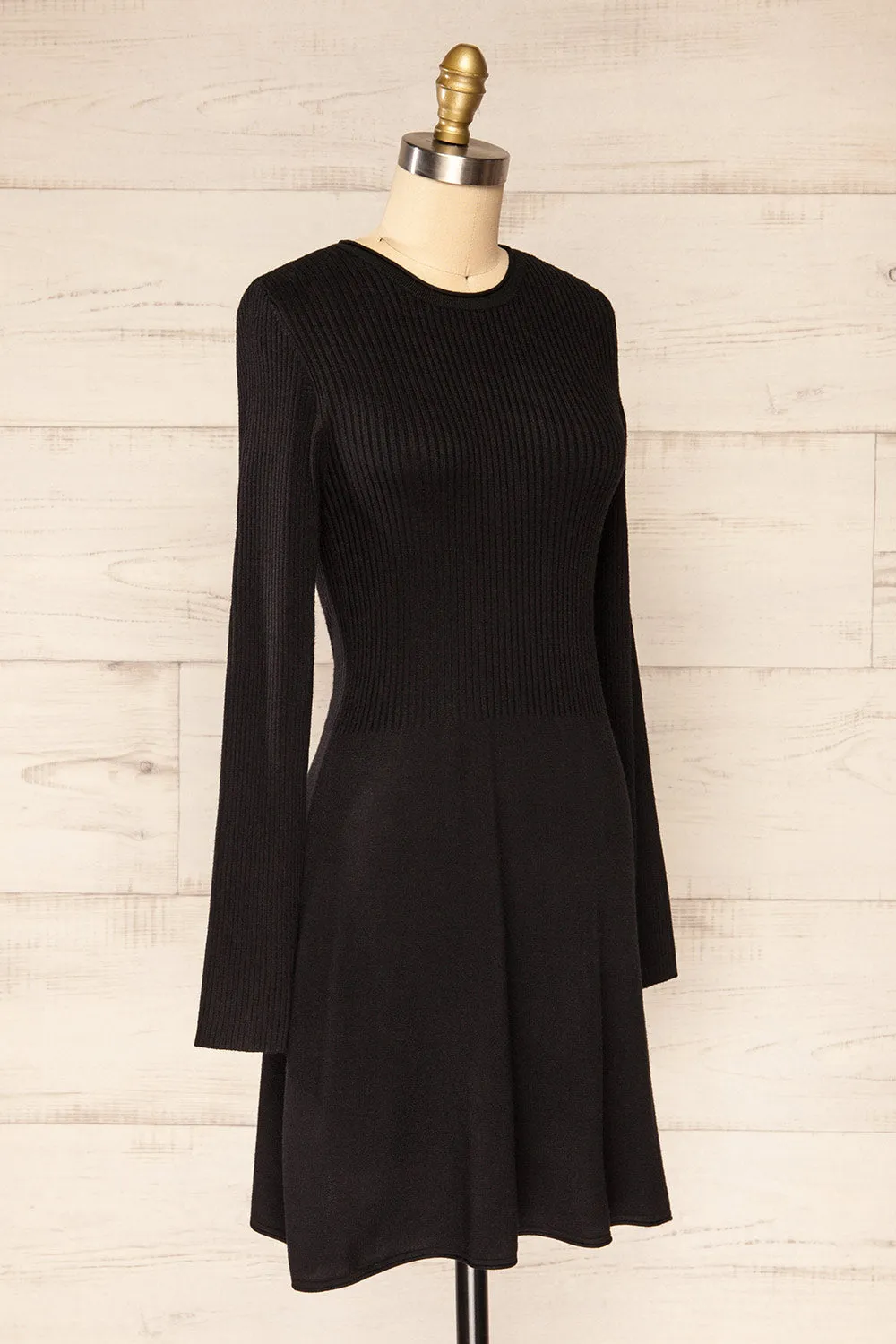 Gitega | Short Rib-Knit Black Dress w/ Long Sleeves