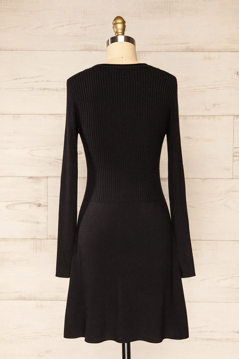 Gitega | Short Rib-Knit Black Dress w/ Long Sleeves