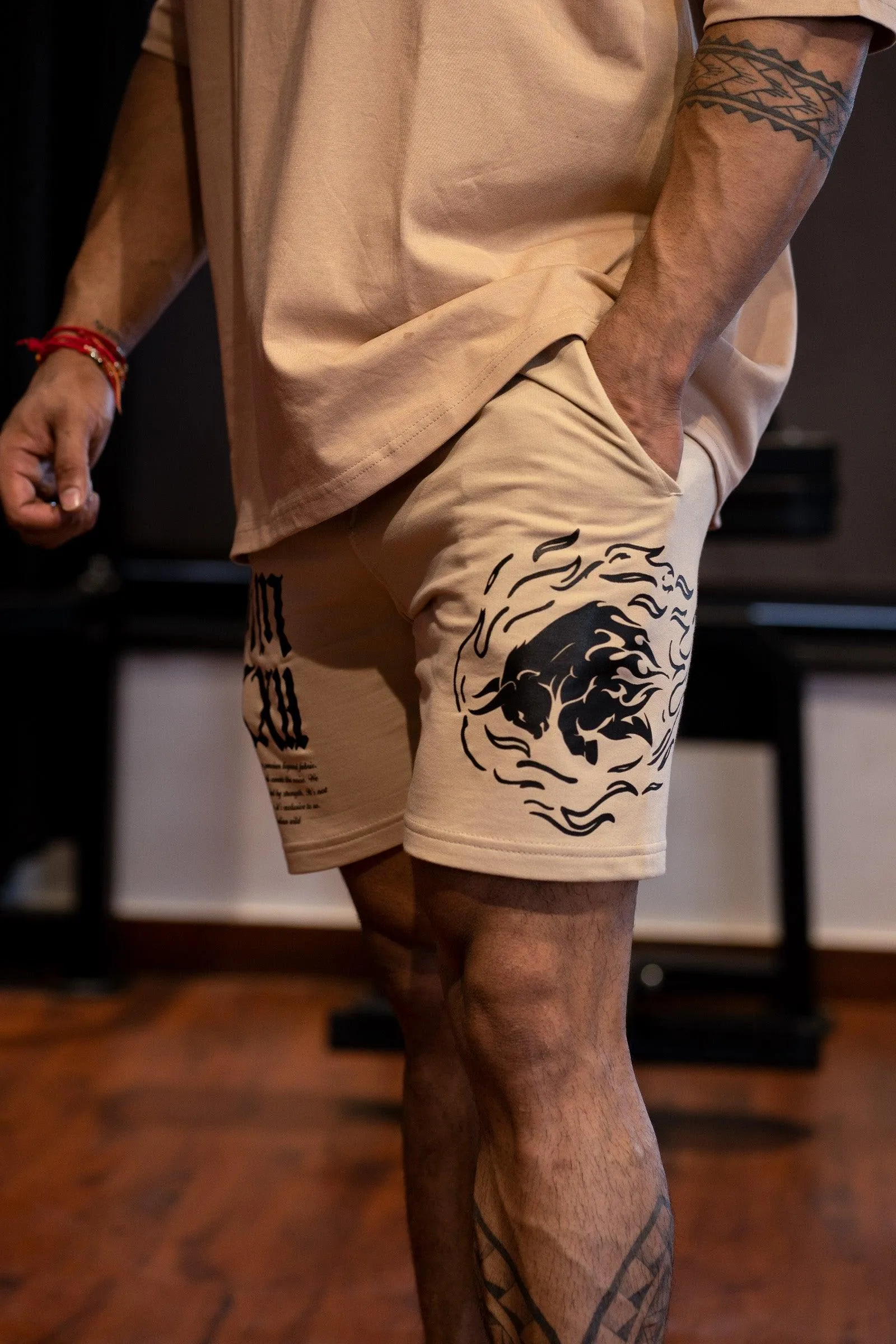 Infinity Fiery Bull Shorts (BEIGE)