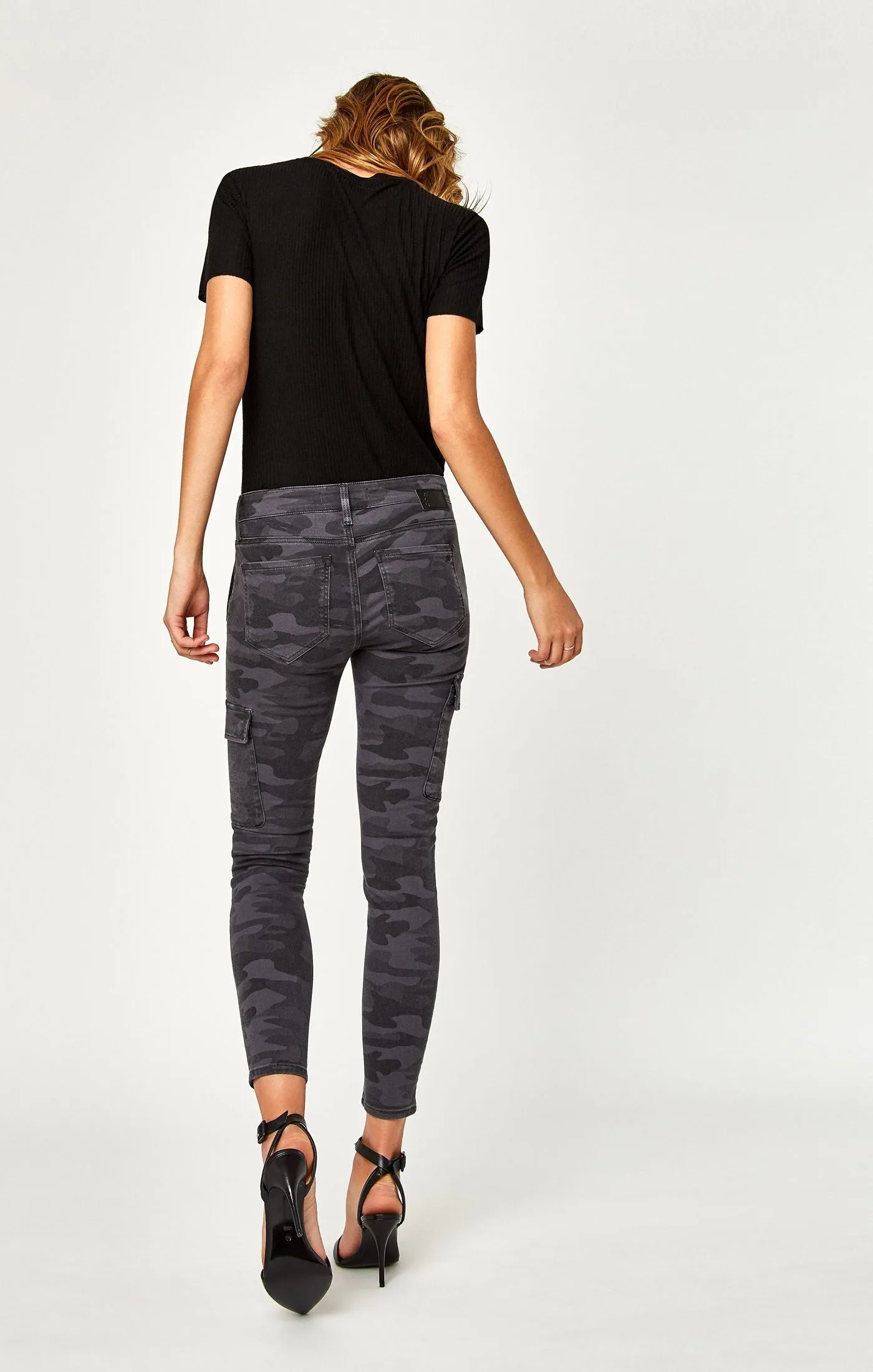 JULIETTE SKINNY CARGO IN SMOKE CAMO