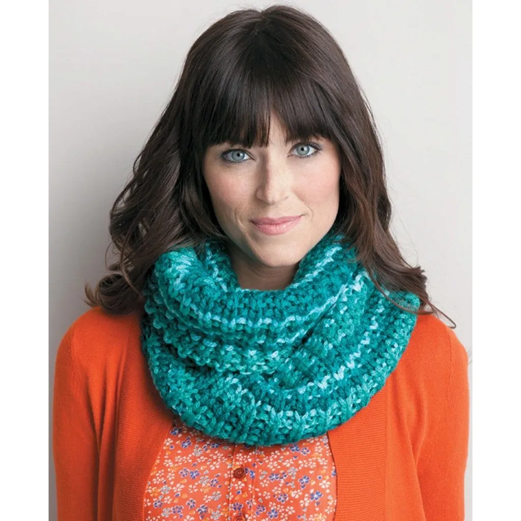 Knit Scarves & Cowls, Leisure Arts