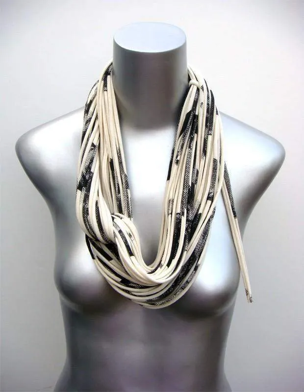 Necklush Infinity Scarf / Cream White w Black / Unisex