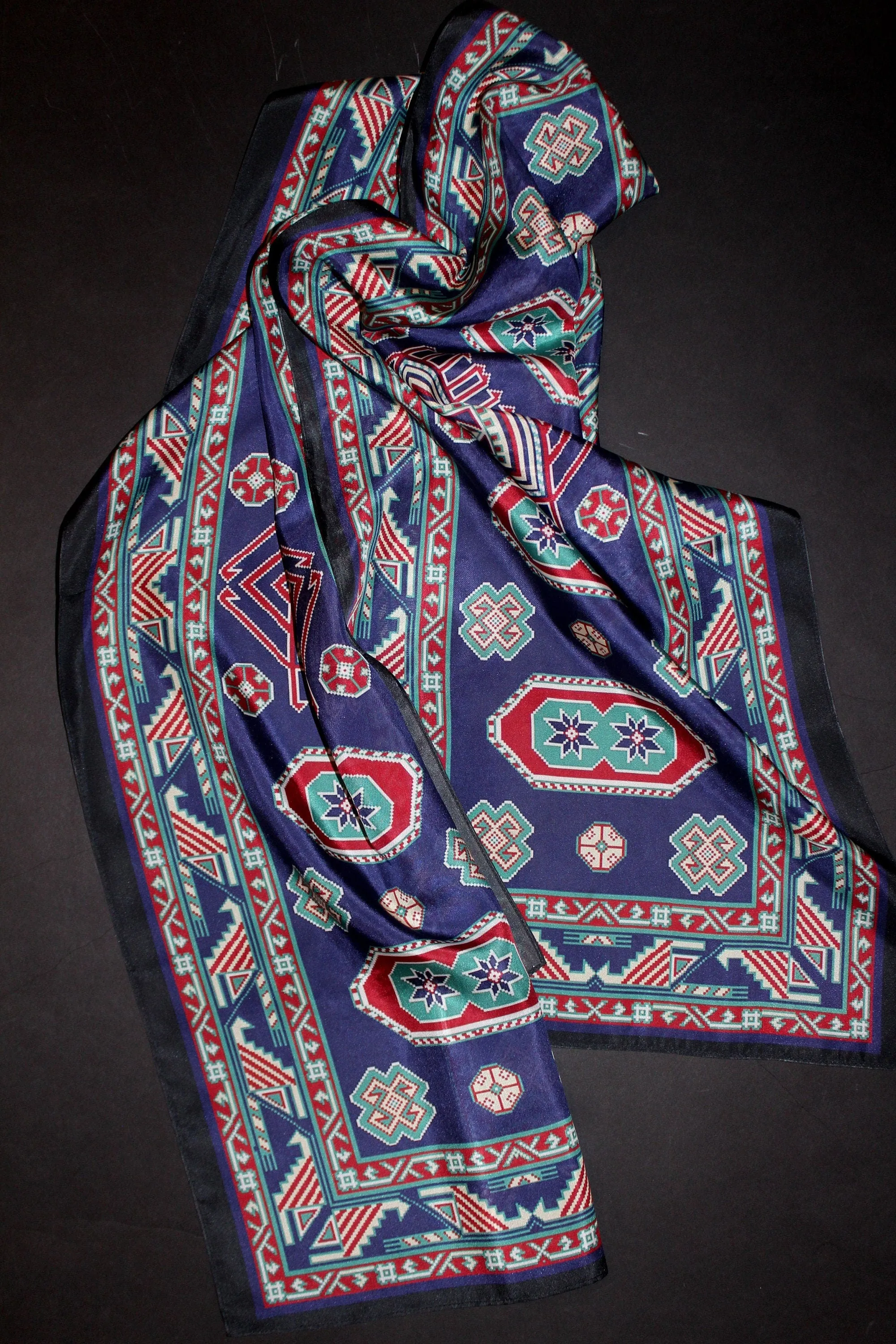 Silk scarf  71-15 in geometric pattern long pure silk scarf