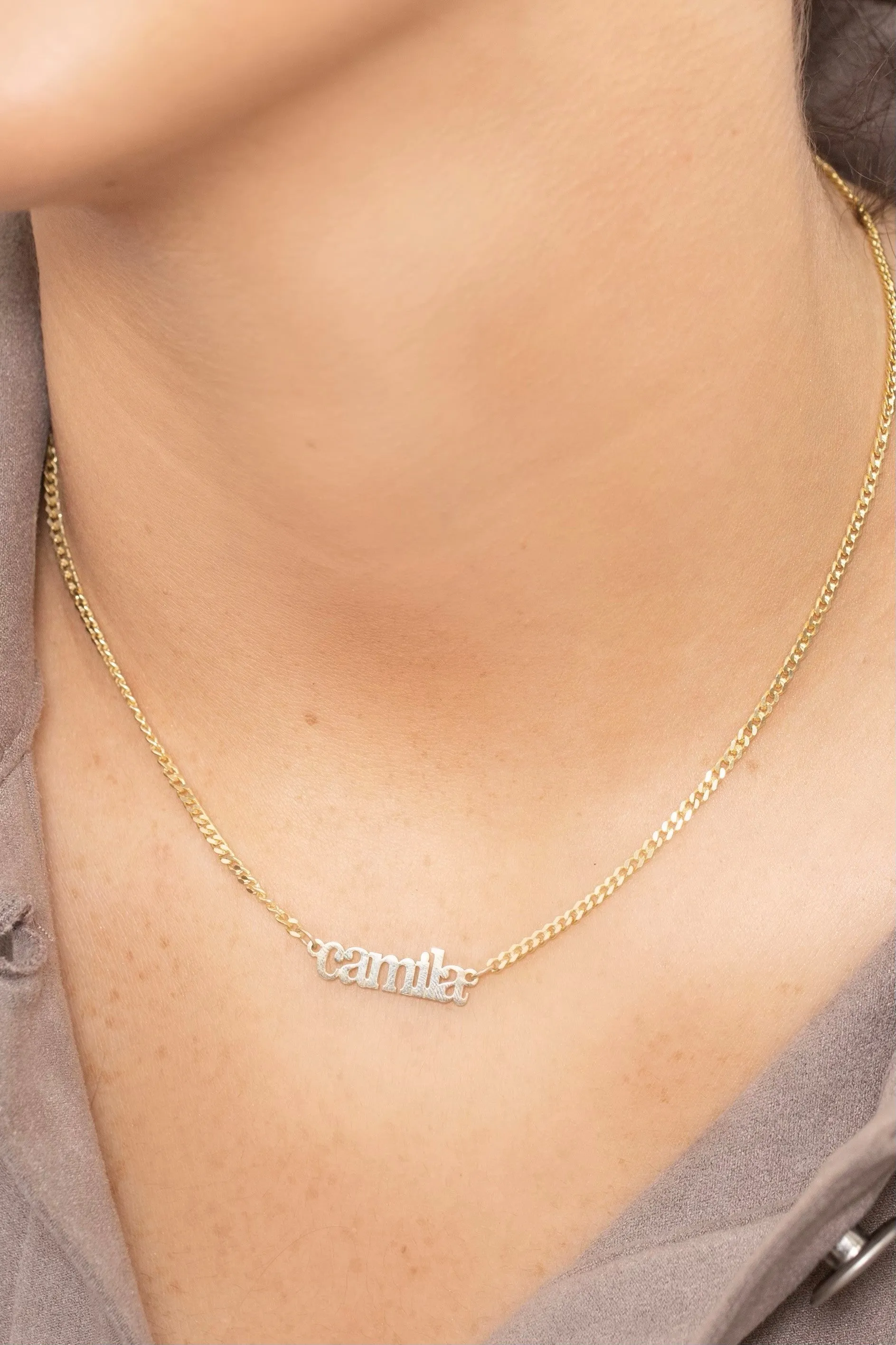 Solid Nameplate Necklace