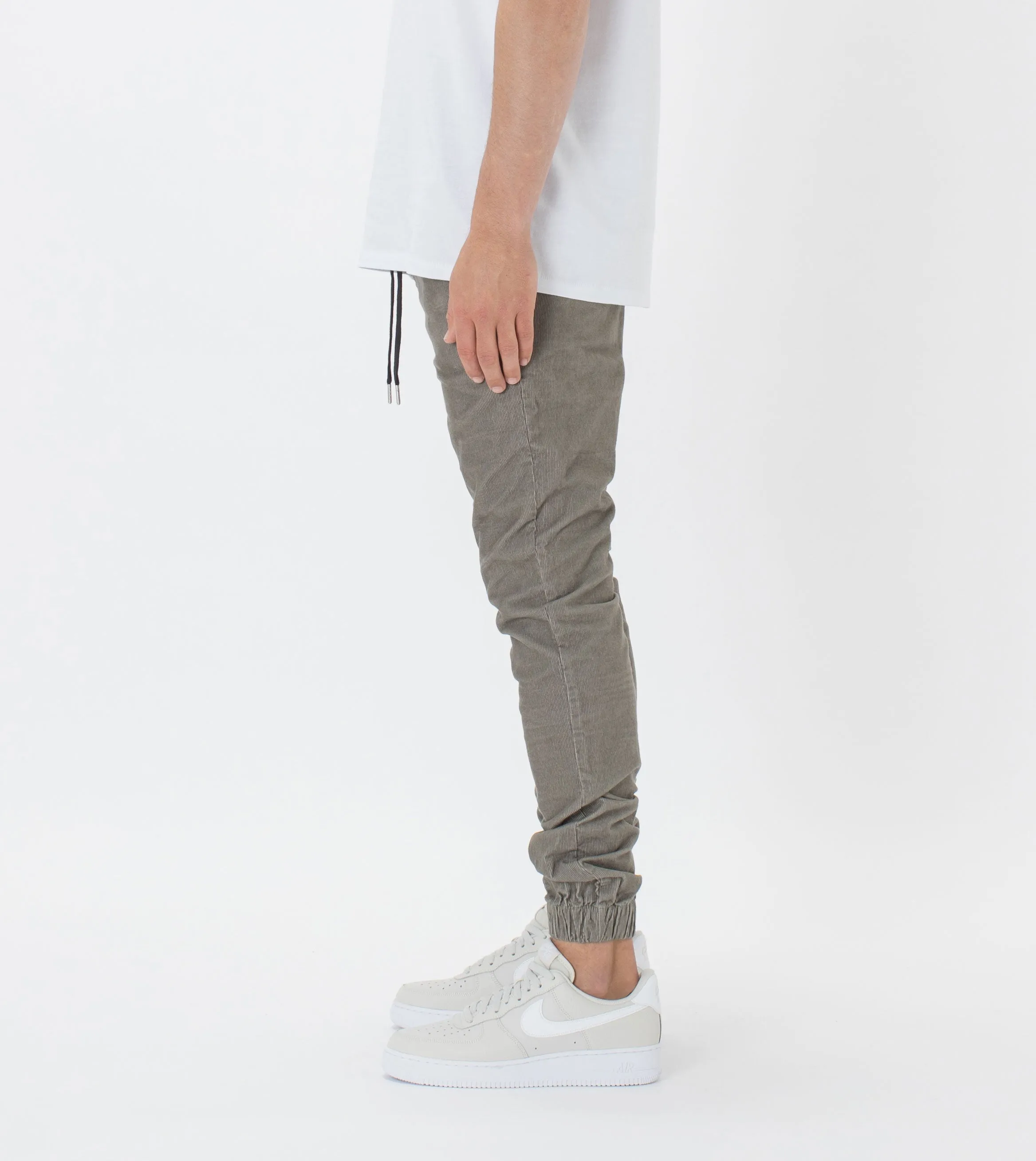 Sureshot Cord Jogger Dk Moss