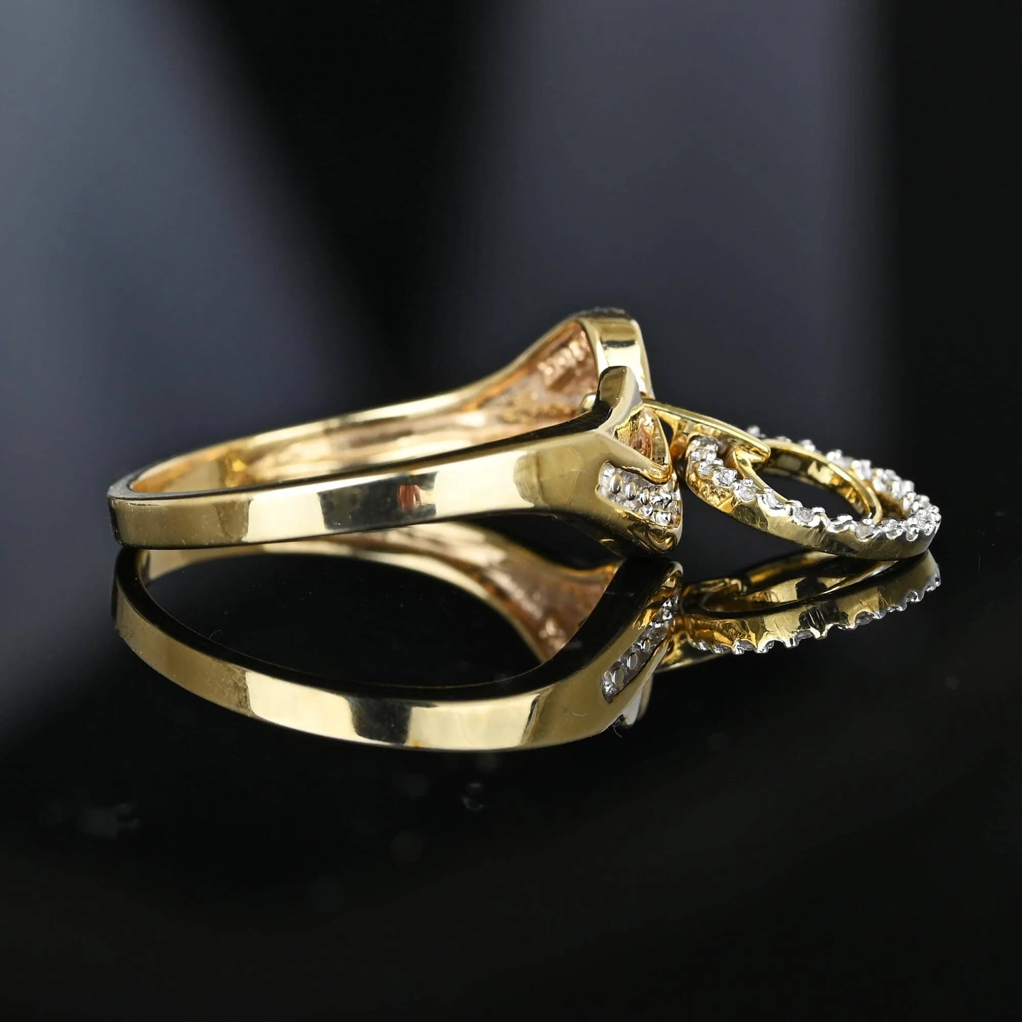 Vintage Gold Bypass Diamond Infinity Circle Charm Ring